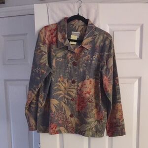 Coldwater Creek Beautiful Blue Floral 100% Cotton Jacket. Size Large.